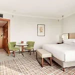 Hilton Отель 5*