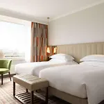 מלון Hilton