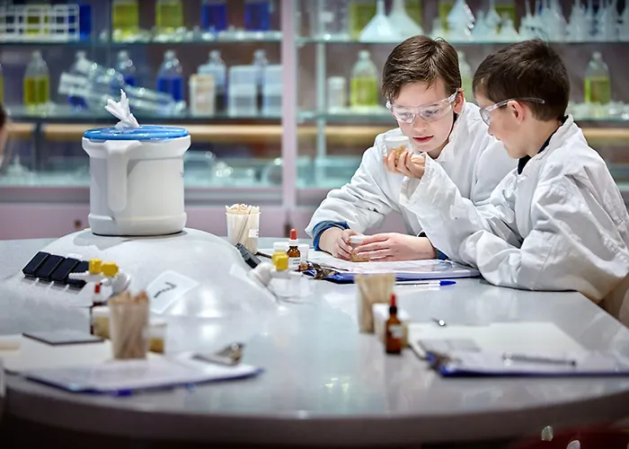 Hilton 5* Ámsterdam