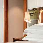 מלון Hilton 5*